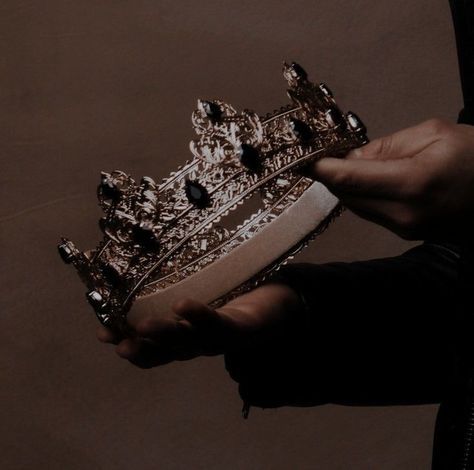 crown.jpg