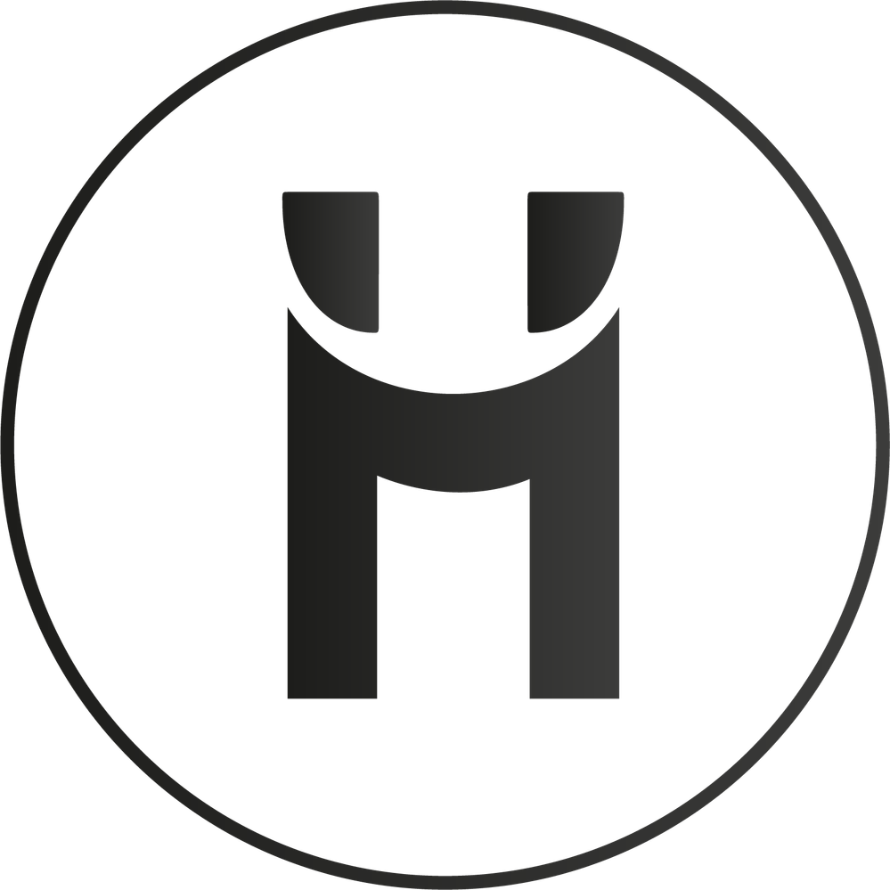 Logo Minimalista Negro PNG.png