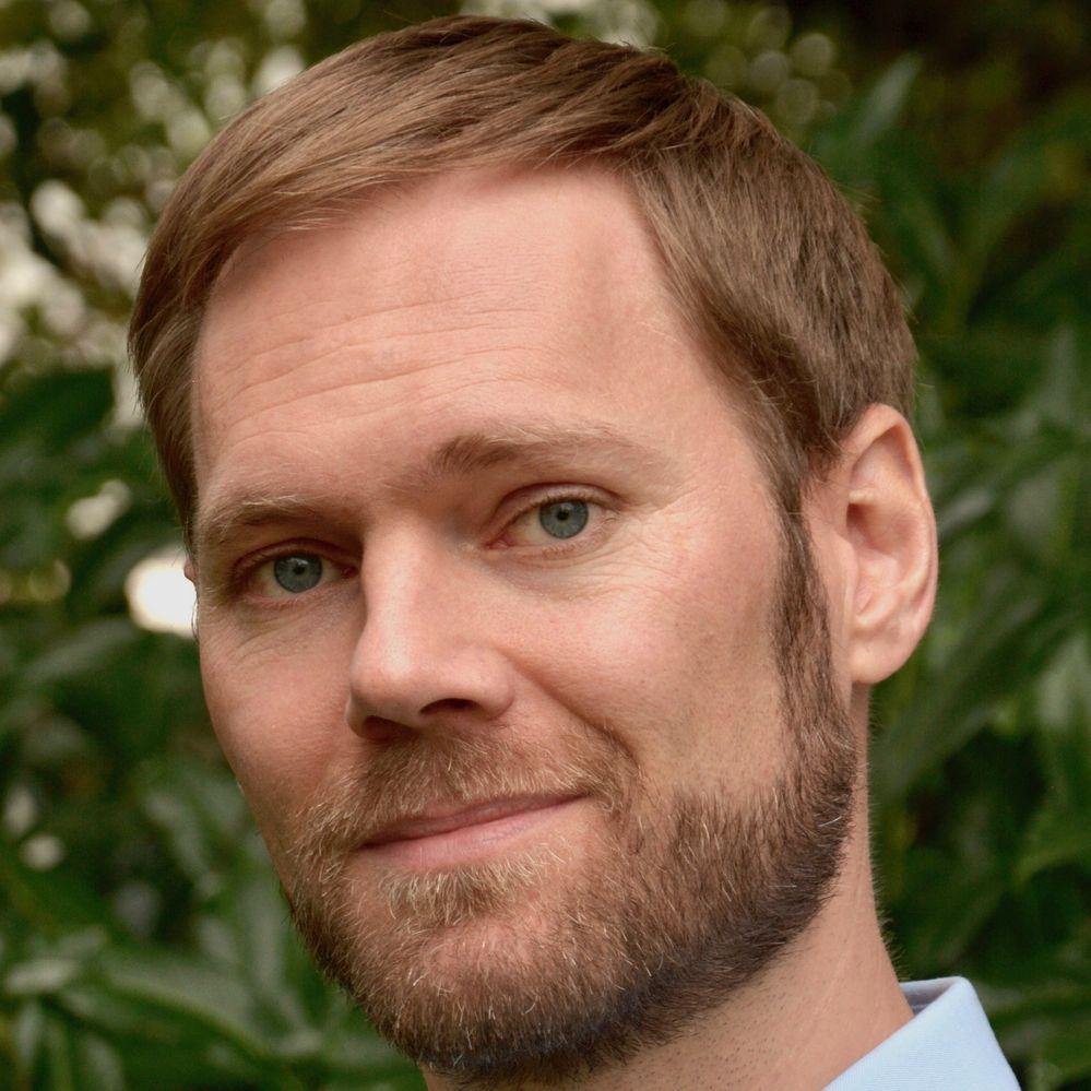 SH Portrait Sept-2017-crop.jpg